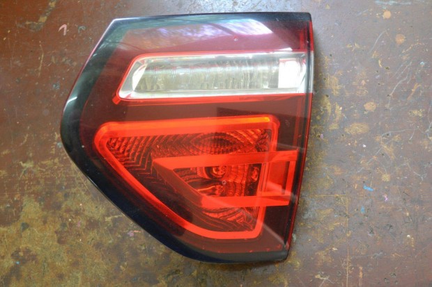 Citroen C4 Picasso I jobb hátsó belső lámpa! 9673164980