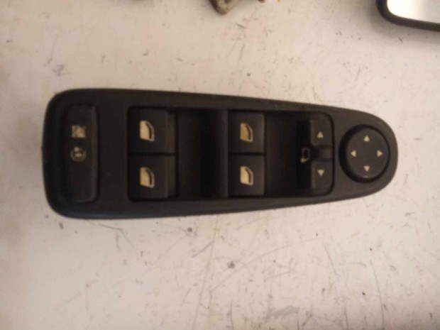 Citroen C4 Picasso bal első ablakemelő kapcsoló