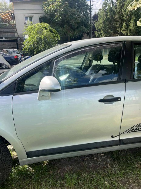 Citroen C4 bal első ajtó