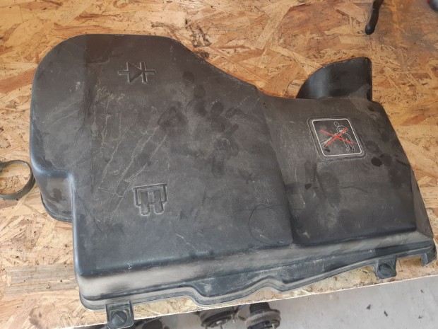 Citroen C5 08- Akkumulátor Takaró Burkolat