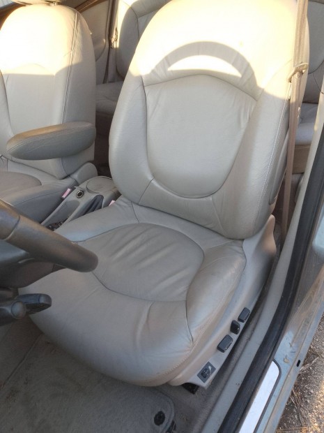 Citroen C5 2001-2007 elektromos fűtött bőr ülés szett komplett belső