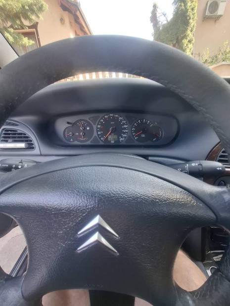 Citroen C5 2,2 HDI 2002-b�l r�gi de �jszer� 