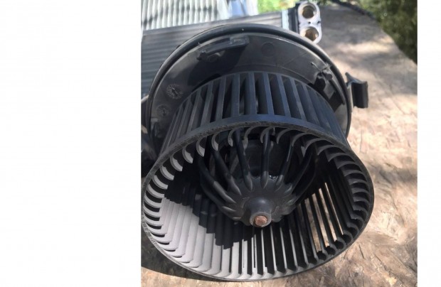 Citroen C5 I Ftsventiltor Citron C5 F664529T 6441N7