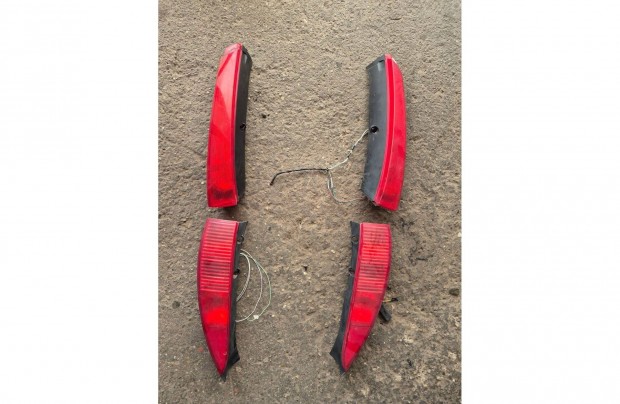 Citroen C5 kombi h�ts� l�mp�k (2000-2007-ig gy�rtottakhoz)