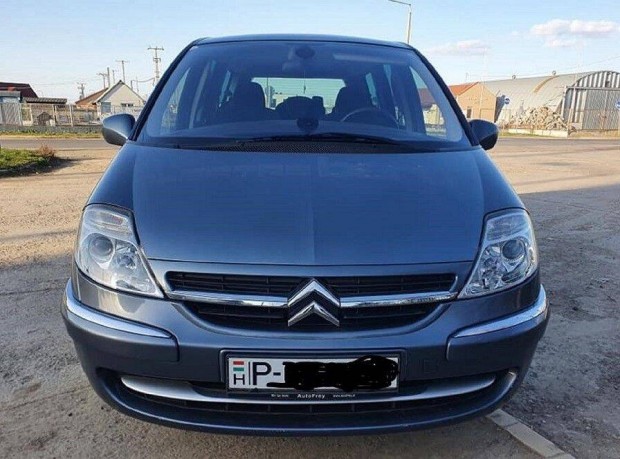 Citroen C8 2.0 HDI, 137EKm, m�r a nagy t�kr�s, chrom cs�kos