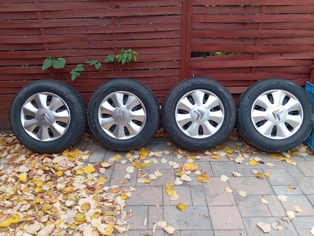 Citroen C8 peugeot 5x98 felni j gumikkal dsztrcskkal elad