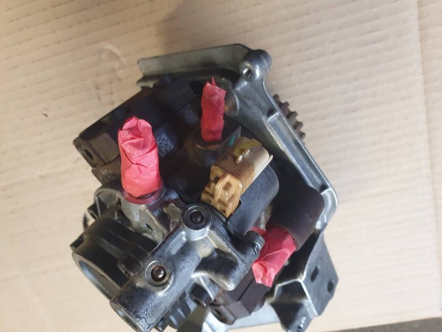 Citroen,Peugeot 1.6Hdi 8v nagynyom�s� szivatty�.