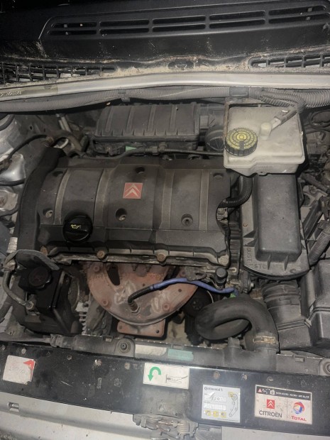 Citroen Peugeot 1.6 benzines Nfu komplett motor eladó .