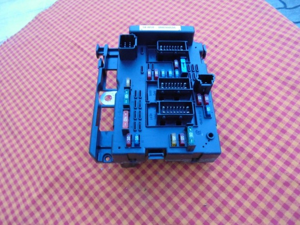 Citroen Peugeot BSM modul bontott eladó