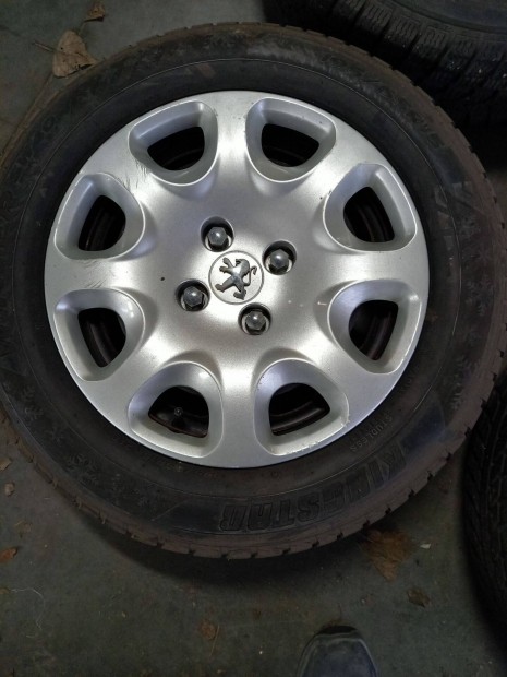 Citroen/Peugeot lemezfelni 195/65R15 haszn télivel 4x108 6x15 sxx4