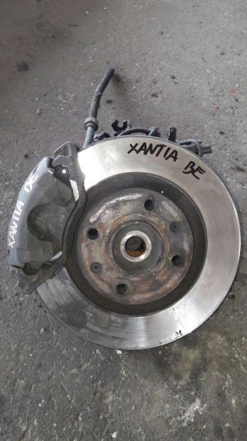 Citroen Xantia Bal Első Csonkállvány Kerékaggyal + Féknyereg + ABS
