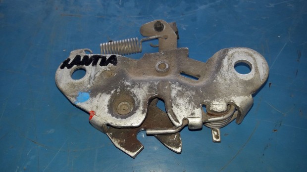 Citroen Xantia Motorh�ztet� Z�rszerkezet