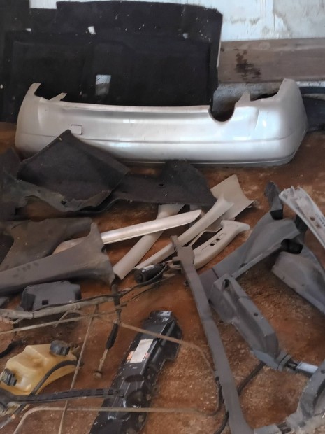 Citroen Xara 2 alkatreszek egyben