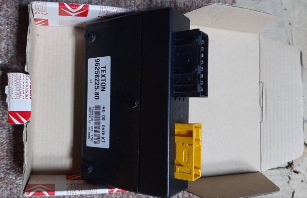 Citroen Xsara 1 riaszto vezerl� egyseg.