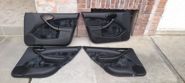 Citroen Xsara 2001-t�l ajt�k�rpit