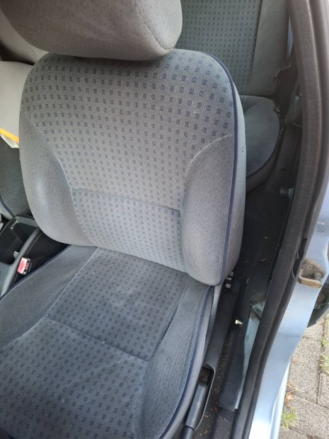 Citroen Xsara 5ajtós ülés