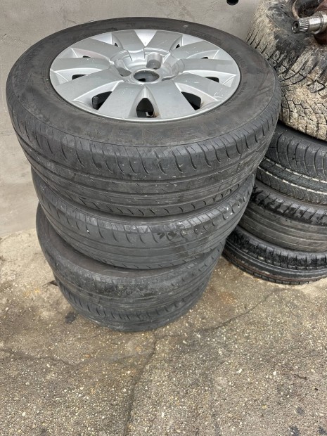 Citroen Xsara Picasso 15 colos gy�ri alufelni elad� .