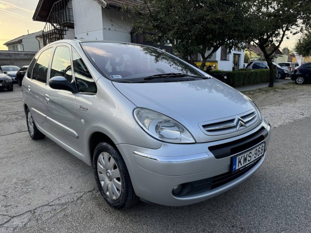 Citroen Xsara Picasso 1.6 HDi Exclusive 16 ve...