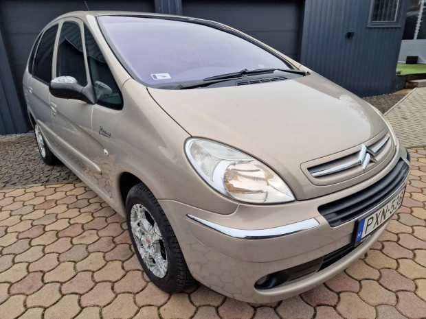 Citroen Xsara Picasso 1.6 HDi Exclusive Sz�p-....