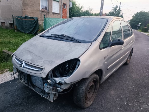 Citroen Xsara Picasso 2.0 HDI bonts 