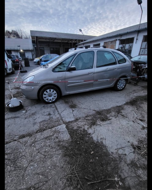 Citroen Xsara Picasso Diesel, Benzines gyri bontott alkatrszek 