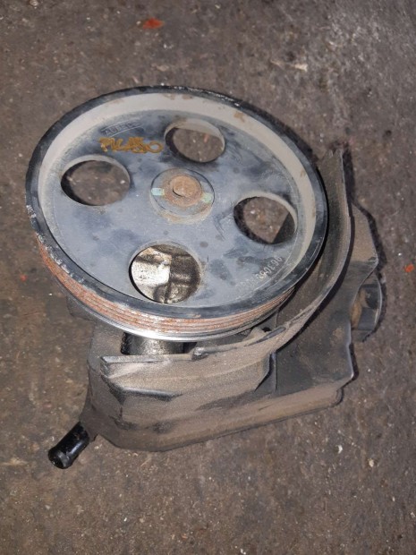 Citroen Xsara Picasso Korm�nyszerv� Szivatty� + Szerv� Tart�ly