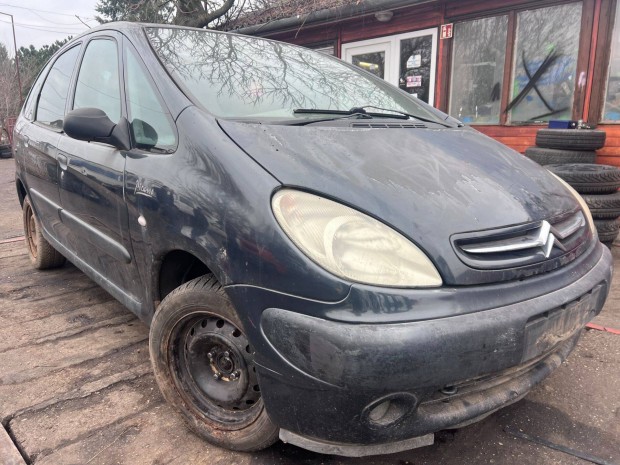 Citroen Xsara Picasso (2001) 1.8i 6FZ10L Alkatr�szek #M3494
