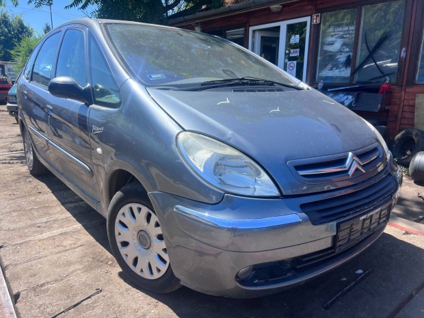 Citroen Xsara Picasso (2004) 1.6i Nfv Alkatrészek #M2821
