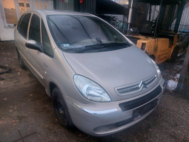 Citroen Xsara Piccaso 1.6 alkatrszei