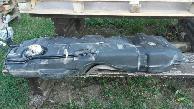 Citroen Xsara zemanyag tank