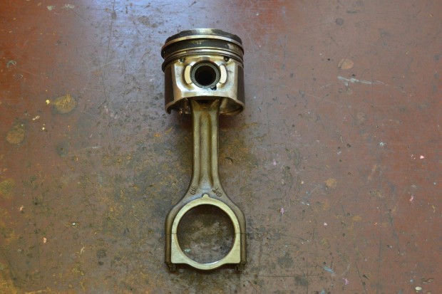 Citroen, Peugeot 1.6 HDi, Ford 1.6 TDCi dugattyú, hajtókar! JY6I9