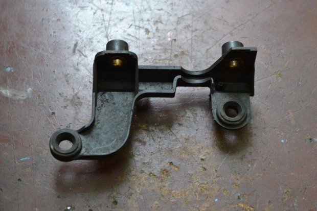 Citroen, Peugeot 1.6 HDi légszűrőház tartó konzol! 9657574480