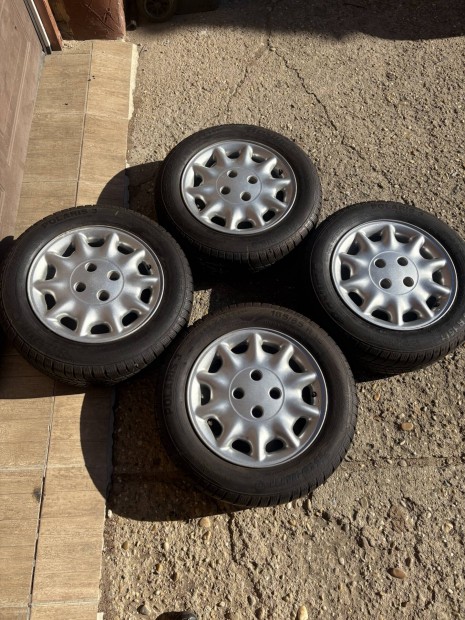 Citroen alufelni 15" +téli gumi 185/65 R15 alu felni