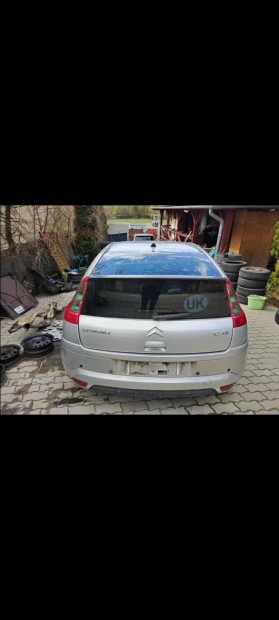 Citroen c4 2.0i bontott alkatrszek 