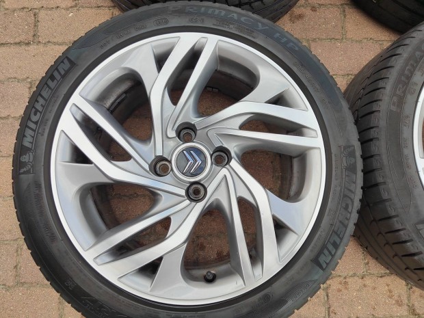 Citröen c4 gyári 17col alufelni 4x108 Peugeot opel
