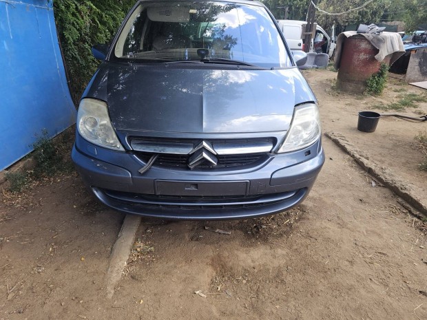 Citroen c8 első lökhárító 40000