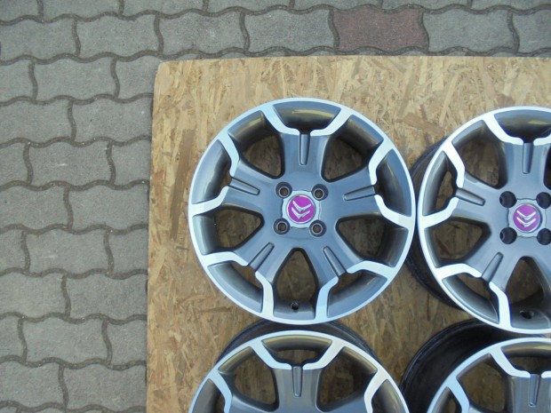 Citroen grafit polir 17-es alufelni kit�n� �llapotban