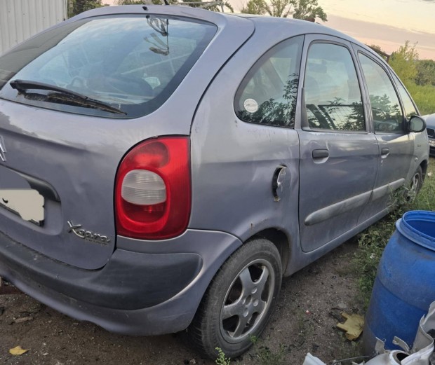 Citroen picaso 1.6i minden alkatrésze