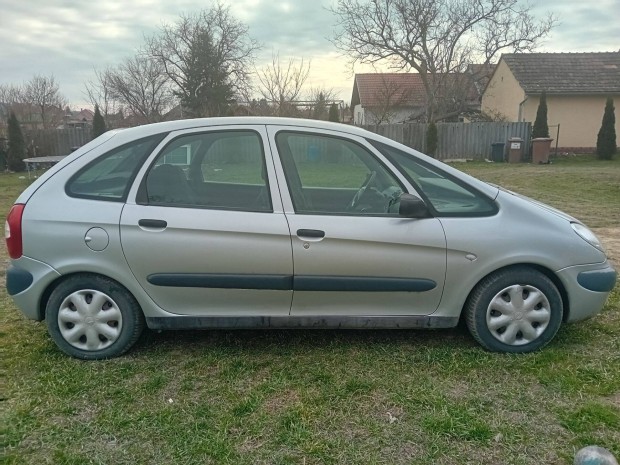 Citroen picaso 2.0hdi 90le