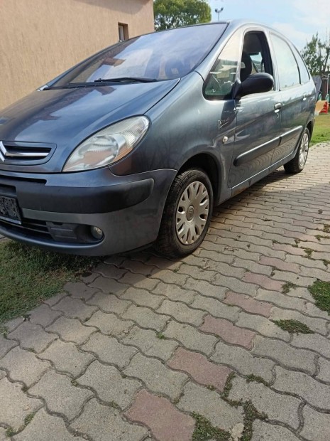 Citroen xsara Picasso minden alkatrsze 