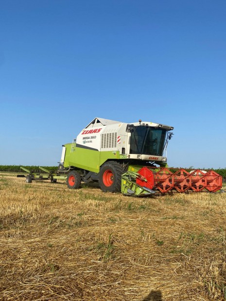 Claas Mega 360