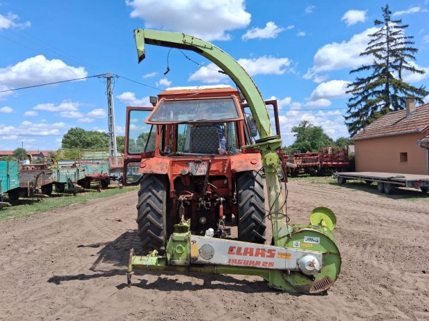 Claas jaguar 25 típusú egysoros silózó