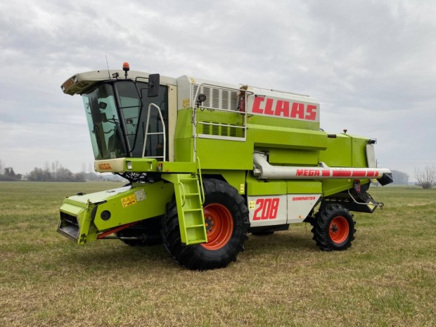 Claas mega 208