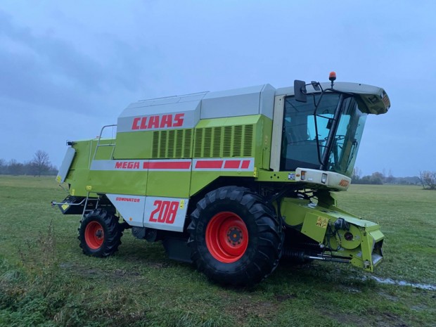 Claas mega 208