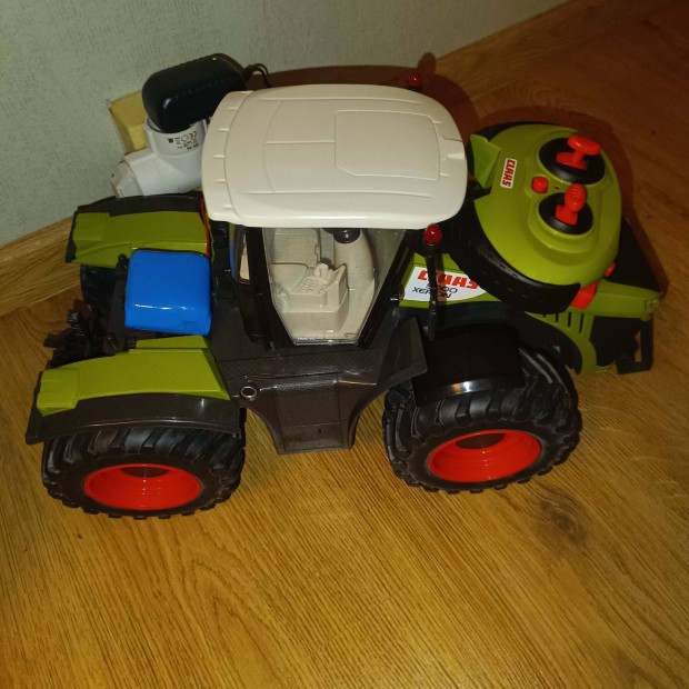 Claas xerion 5000 1:16 rc ptkocsival 