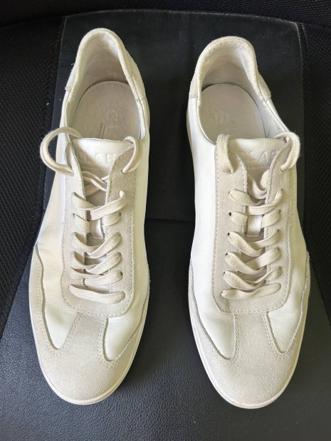Clae Los Angeles 43 bőr kitűnő állapotban