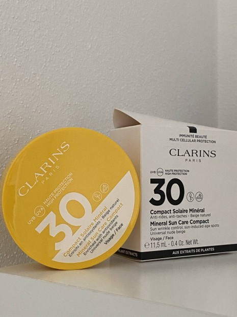 Clarins mineral sun care compact spf 30