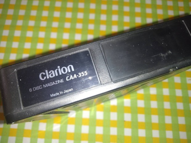 Clarion Cd-tár fiók / hangszóró csere