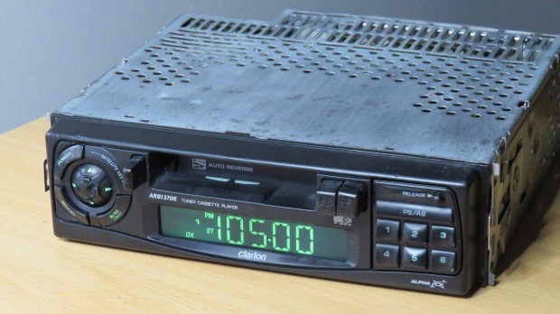 Clarion Suzuki rdi autrdi magn fejegysg