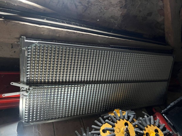 Class Mega 208-218-as fels�rosta